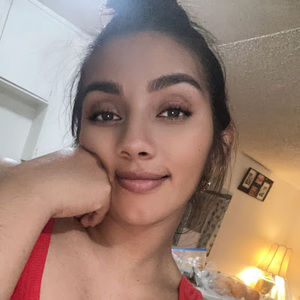 Meet your Posher, Leticia